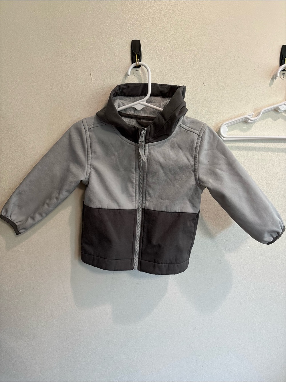 Cat & Jack 18 month Two-Tone Gray Hooded Jacket fleece lined lightweight